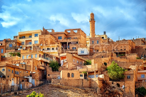 https://mdw-travel-data-us-east-1.s3.amazonaws.com/img/country/Turkey/Mardin-Historic-City-Center/img_01.jpg