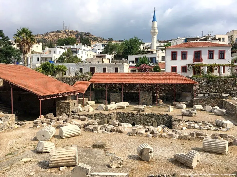 https://mdw-travel-data-us-east-1.s3.amazonaws.com/img/country/Turkey/Mausoleion-of-Halikarnas/img_02.jpg