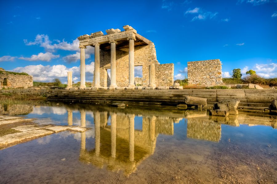 https://mdw-travel-data-us-east-1.s3.amazonaws.com/img/country/Turkey/Miletus/img_01.jpg