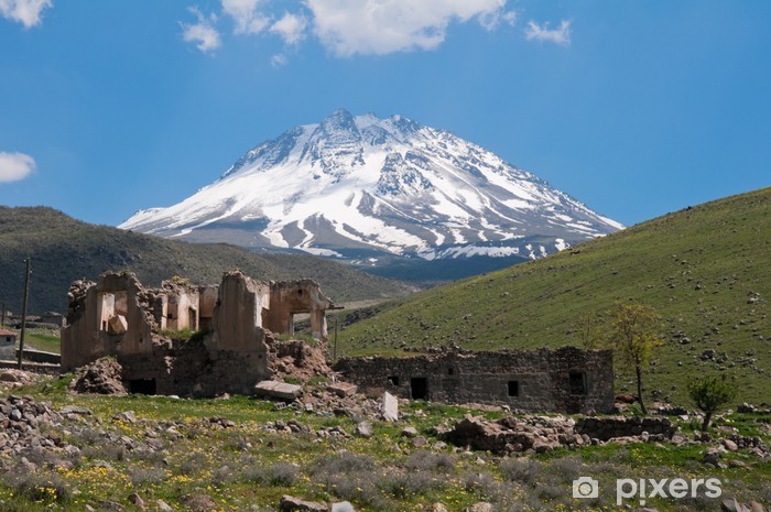 https://mdw-travel-data-us-east-1.s3.amazonaws.com/img/country/Turkey/Mount-Hasan/img_02.jpg