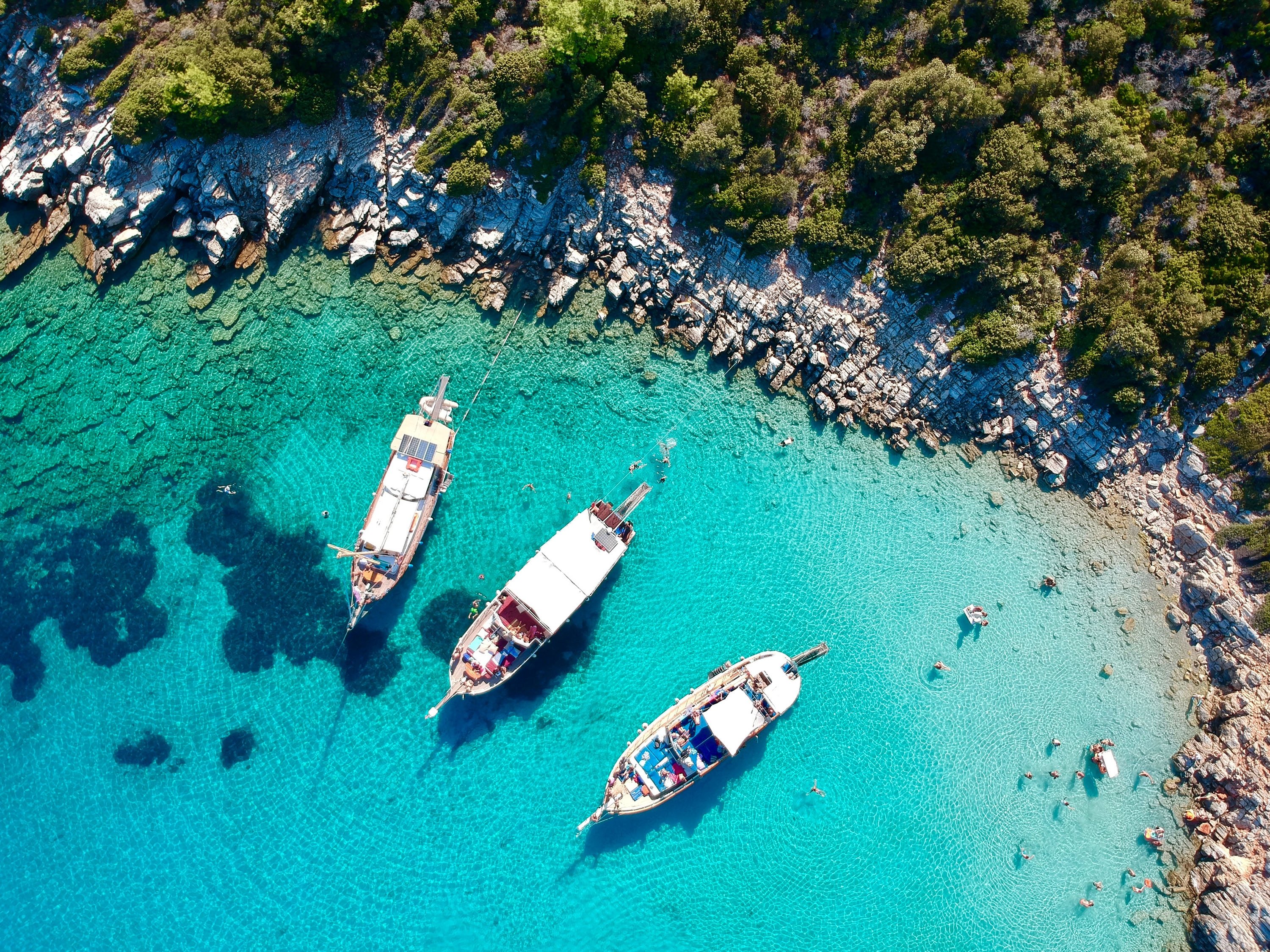 https://mdw-travel-data-us-east-1.s3.amazonaws.com/img/country/Turkey/Orak-Island/img_00.jpg