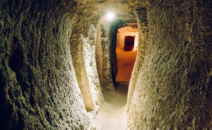 https://mdw-travel-data-us-east-1.s3.amazonaws.com/img/country/Turkey/Ozkonak-Underground-City/img_01.jpg