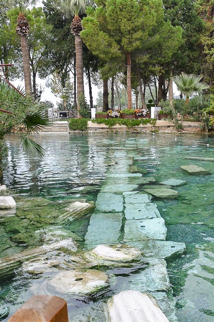https://mdw-travel-data-us-east-1.s3.amazonaws.com/img/country/Turkey/Pamukkale-Antique-Pool/img_01.jpg