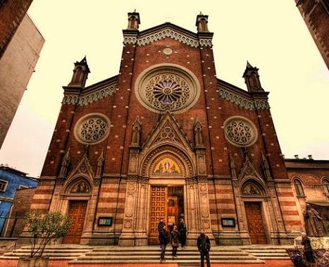https://mdw-travel-data-us-east-1.s3.amazonaws.com/img/country/Turkey/Saint-Pierre-Church/img_02.jpg