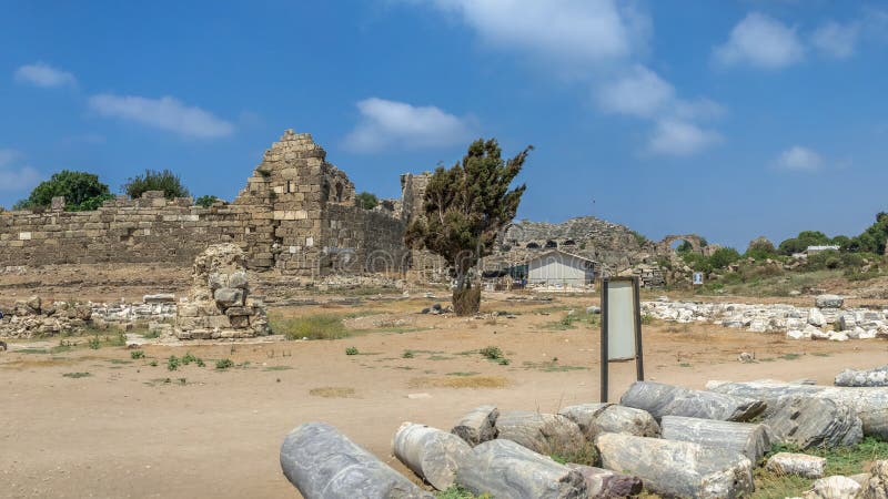 https://mdw-travel-data-us-east-1.s3.amazonaws.com/img/country/Turkey/Side-Ancient-City/img_02.jpg