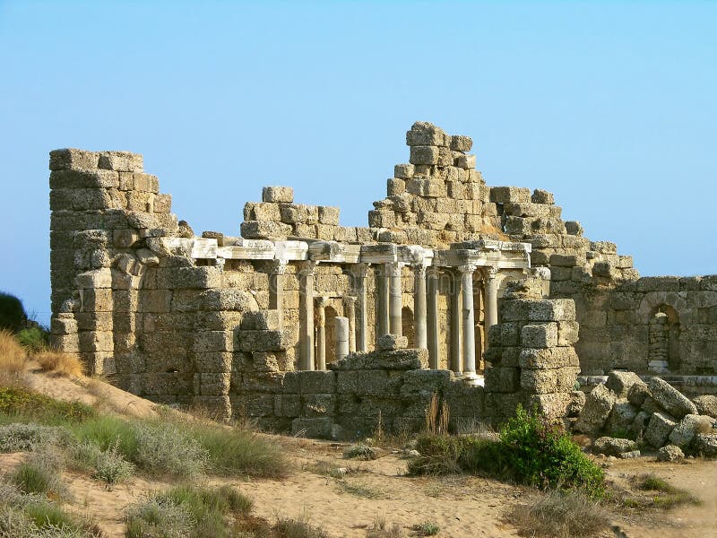 https://mdw-travel-data-us-east-1.s3.amazonaws.com/img/country/Turkey/Side-Ancient-City/img_03.jpg