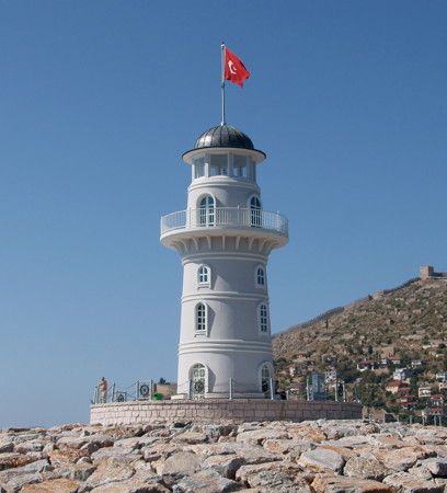 https://mdw-travel-data-us-east-1.s3.amazonaws.com/img/country/Turkey/Side-Lighthouse/img_01.jpg