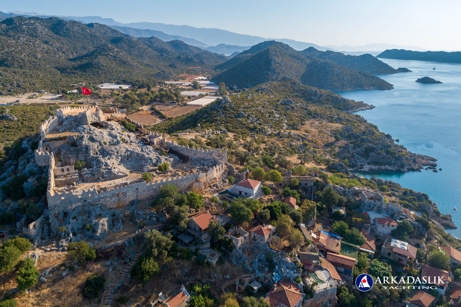 https://mdw-travel-data-us-east-1.s3.amazonaws.com/img/country/Turkey/Simena-Antik-Kenti/img_02.jpg