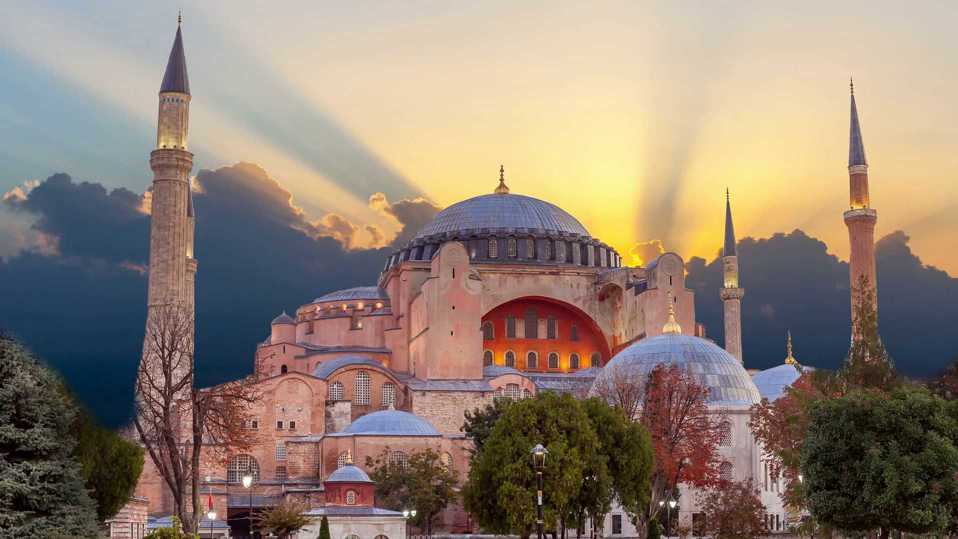 https://mdw-travel-data-us-east-1.s3.amazonaws.com/img/country/Turkey/Sivrice-Beach/img_02.jpg