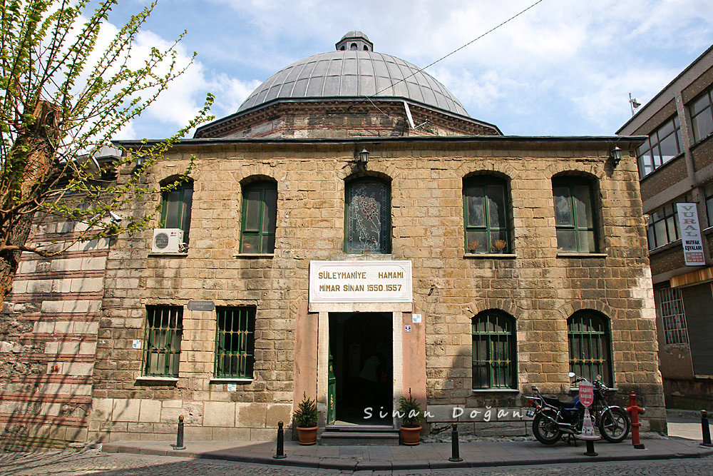 https://mdw-travel-data-us-east-1.s3.amazonaws.com/img/country/Turkey/Suleymaniye-Hamam/img_01.jpg