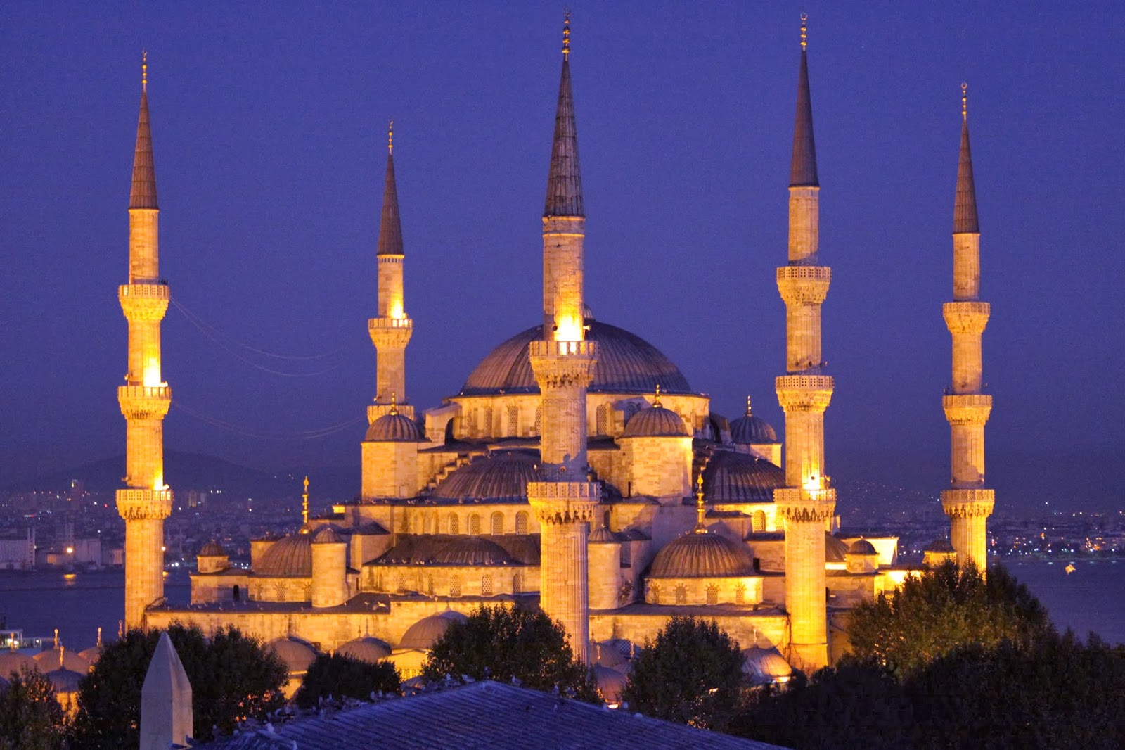 https://mdw-travel-data-us-east-1.s3.amazonaws.com/img/country/Turkey/Sultan-Ahmed-Mosque-Blue-Mosque/img_00.jpg