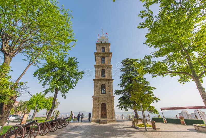 https://mdw-travel-data-us-east-1.s3.amazonaws.com/img/country/Turkey/Tophane-Clock-Tower/img_00.jpg