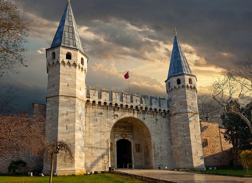 https://mdw-travel-data-us-east-1.s3.amazonaws.com/img/country/Turkey/Topkapi-Palace/img_00.jpg