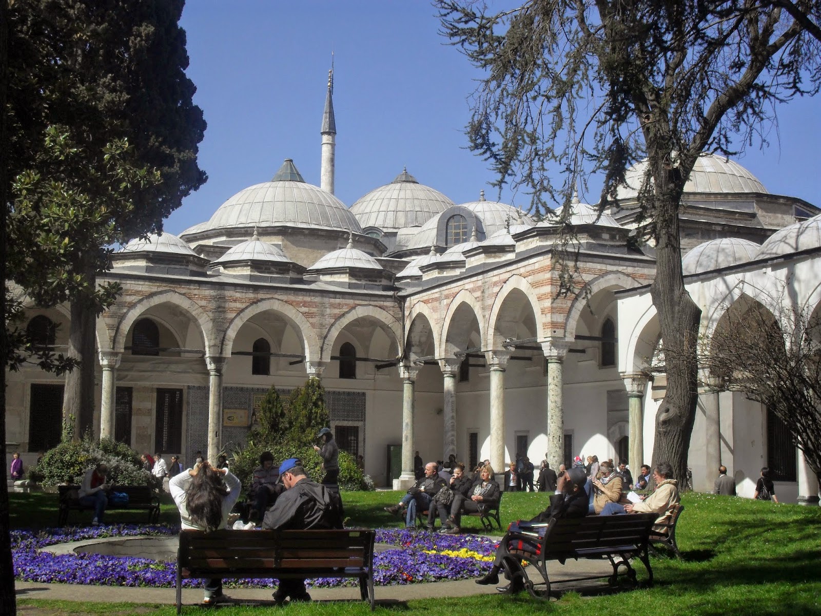 https://mdw-travel-data-us-east-1.s3.amazonaws.com/img/country/Turkey/Topkapi-Palace/img_01.jpg