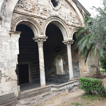 https://mdw-travel-data-us-east-1.s3.amazonaws.com/img/country/Turkey/Trabzon-Hagia-Sophia-Museum/img_01.jpg