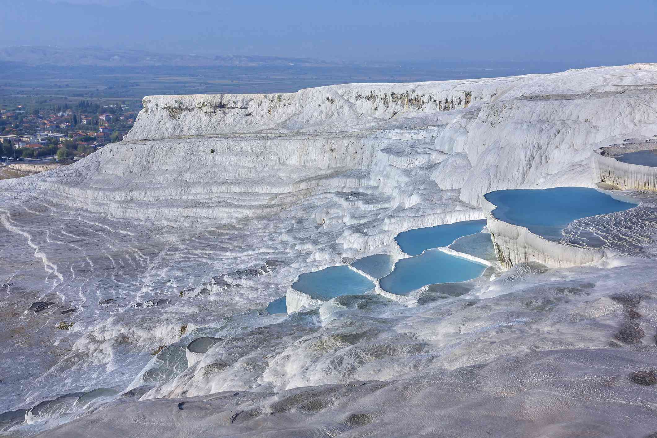 https://mdw-travel-data-us-east-1.s3.amazonaws.com/img/country/Turkey/Travertine-Terraces/img_01.jpg