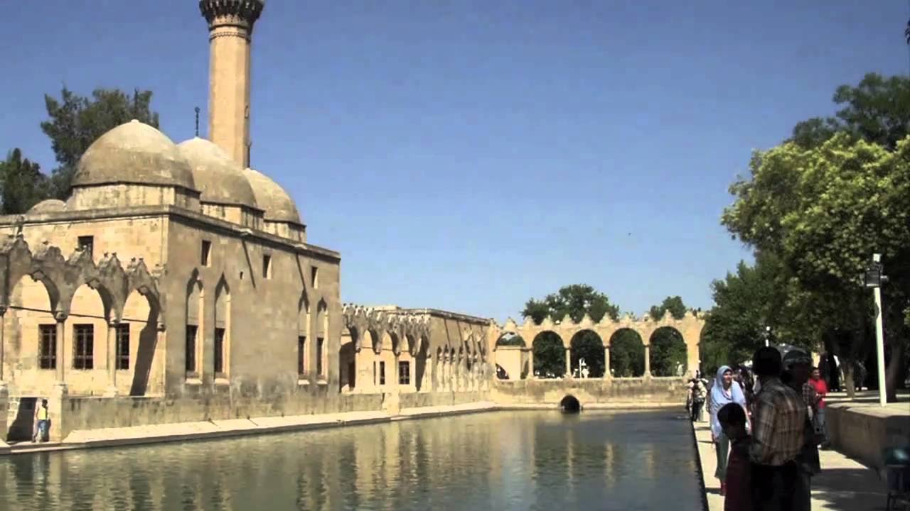 https://mdw-travel-data-us-east-1.s3.amazonaws.com/img/country/Turkey/Urfa-Castle/img_01.jpg