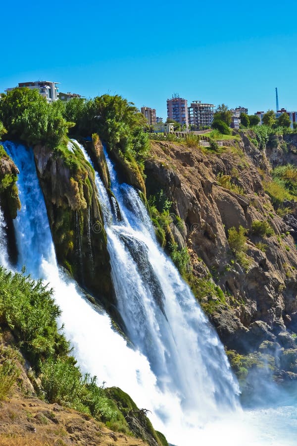 https://mdw-travel-data-us-east-1.s3.amazonaws.com/img/country/Turkey/Uzumlu-Waterfall/img_02.jpg