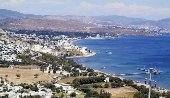 https://mdw-travel-data-us-east-1.s3.amazonaws.com/img/country/Turkey/Yahsi-Beach/img_03.jpg