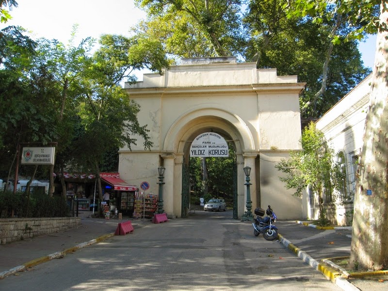 https://mdw-travel-data-us-east-1.s3.amazonaws.com/img/country/Turkey/Yildiz-Park/img_03.jpg