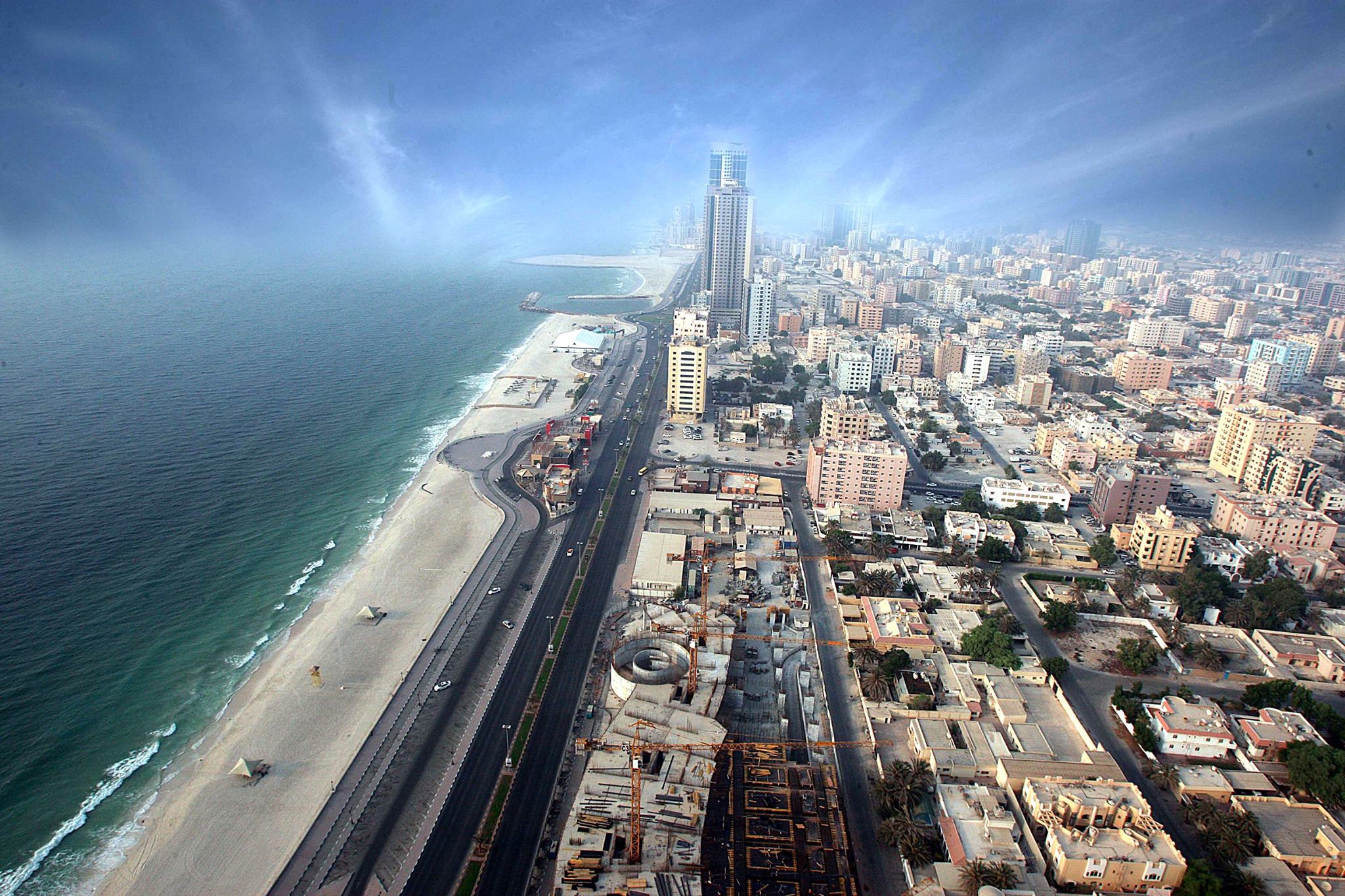 https://mdw-travel-data-us-east-1.s3.amazonaws.com/img/country/United-Arab-Emirates/Ajman-City-Centre-Fish-Market/img_01.jpg