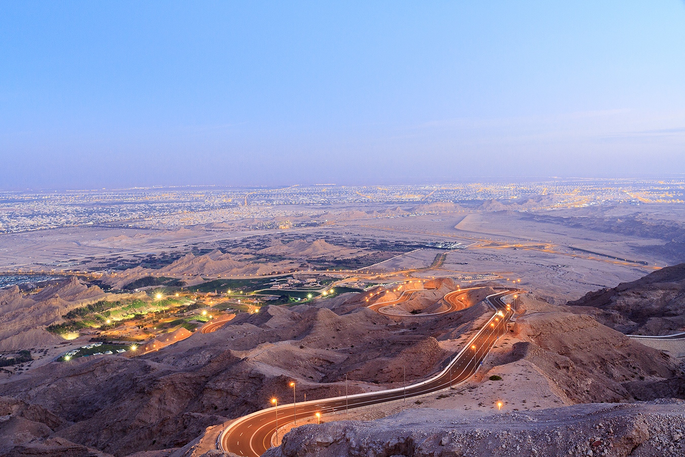 https://mdw-travel-data-us-east-1.s3.amazonaws.com/img/country/United-Arab-Emirates/Al-Ain-National-Sports-Resort/img_01.jpg
