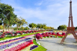 https://mdw-travel-data-us-east-1.s3.amazonaws.com/img/country/United-Arab-Emirates/Al-Ain-Paradise-Gardens/img_03.jpg