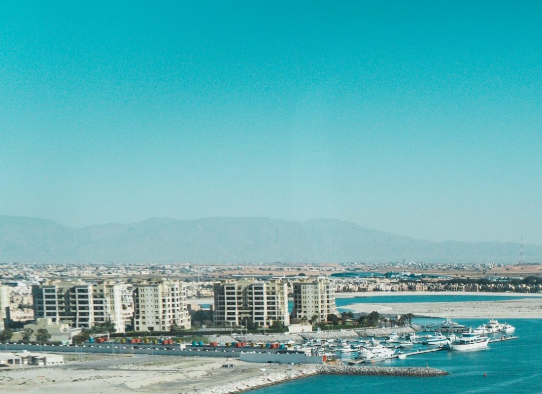 https://mdw-travel-data-us-east-1.s3.amazonaws.com/img/country/United-Arab-Emirates/Al-Hamra-Marina-&-Yacht-Club/img_03.jpg