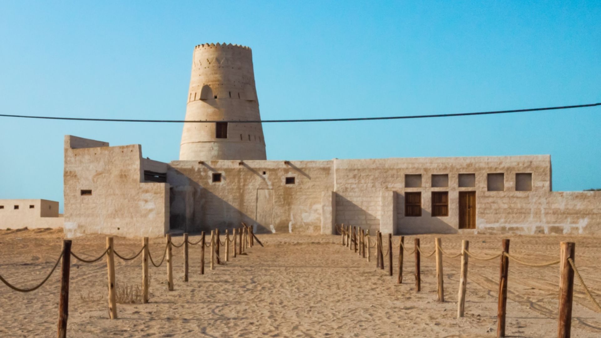 https://mdw-travel-data-us-east-1.s3.amazonaws.com/img/country/United-Arab-Emirates/Al-Jazeera-Al-Hamra/img_00.jpg