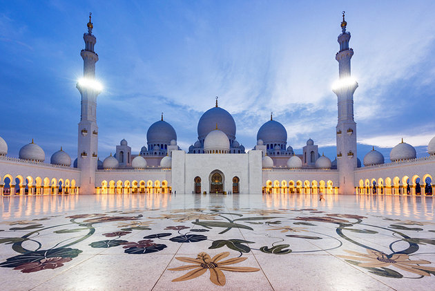 https://mdw-travel-data-us-east-1.s3.amazonaws.com/img/country/United-Arab-Emirates/Al-Majaz-Waterfront/img_01.jpg