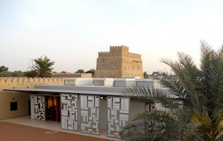 https://mdw-travel-data-us-east-1.s3.amazonaws.com/img/country/United-Arab-Emirates/Al-Qattara-Arts-Centre/img_03.jpg