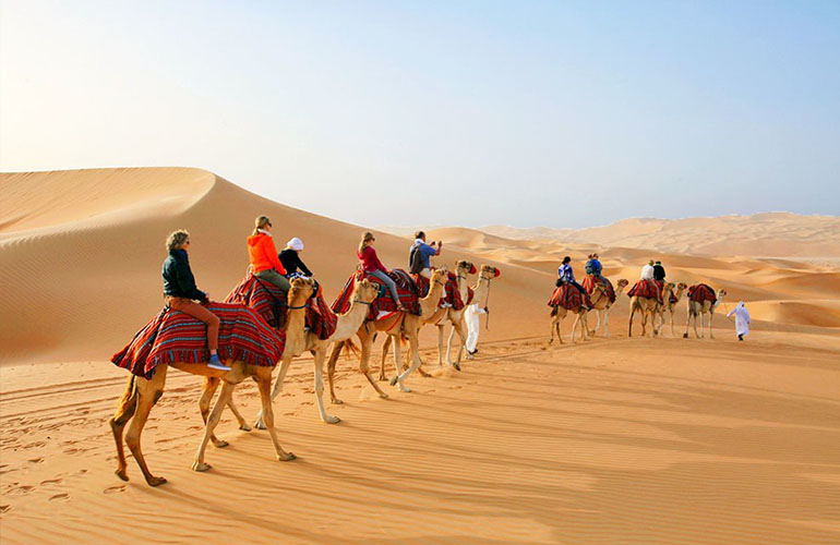 https://mdw-travel-data-us-east-1.s3.amazonaws.com/img/country/United-Arab-Emirates/Camel-Trekking-in-Liwa/img_01.jpg