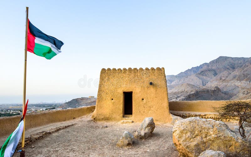 https://mdw-travel-data-us-east-1.s3.amazonaws.com/img/country/United-Arab-Emirates/Dhayah-Fort/img_02.jpg