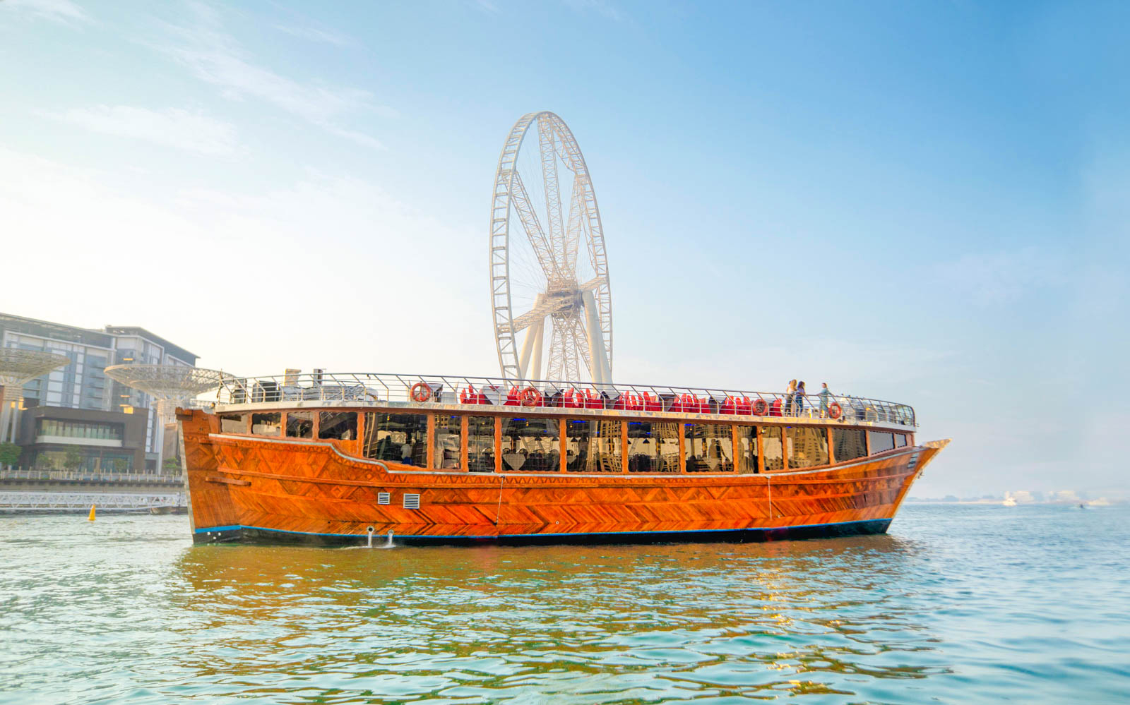 https://mdw-travel-data-us-east-1.s3.amazonaws.com/img/country/United-Arab-Emirates/Dhow-Cruise/img_00.jpg