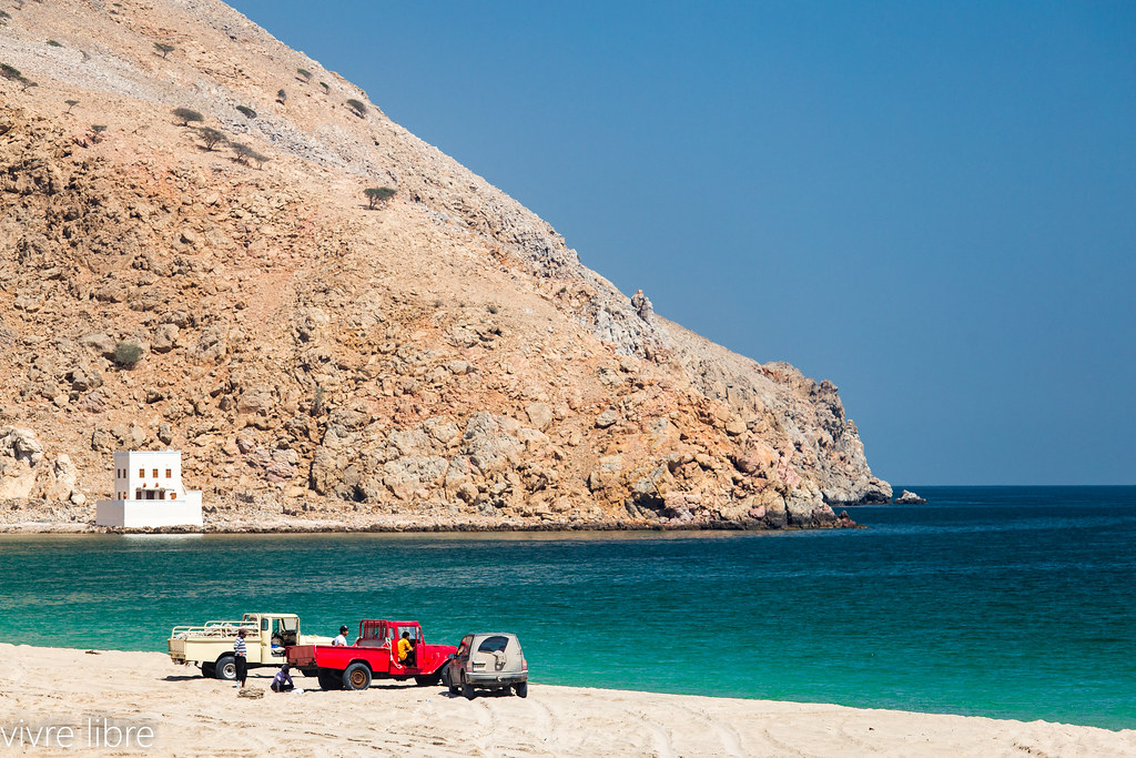 https://mdw-travel-data-us-east-1.s3.amazonaws.com/img/country/United-Arab-Emirates/Dibba-Al-Hisn-Beach/img_02.jpg