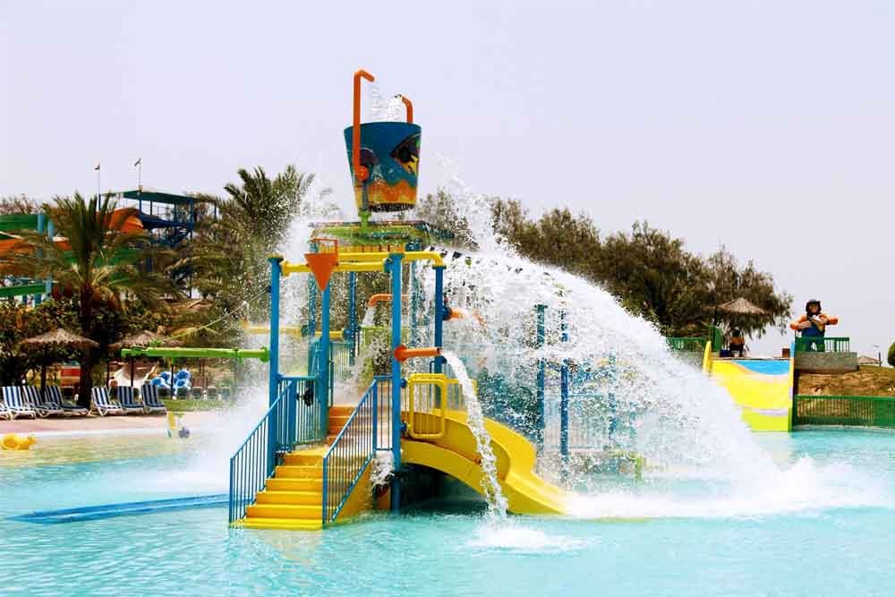 https://mdw-travel-data-us-east-1.s3.amazonaws.com/img/country/United-Arab-Emirates/Dreamland-Aqua-Park/img_00.jpg