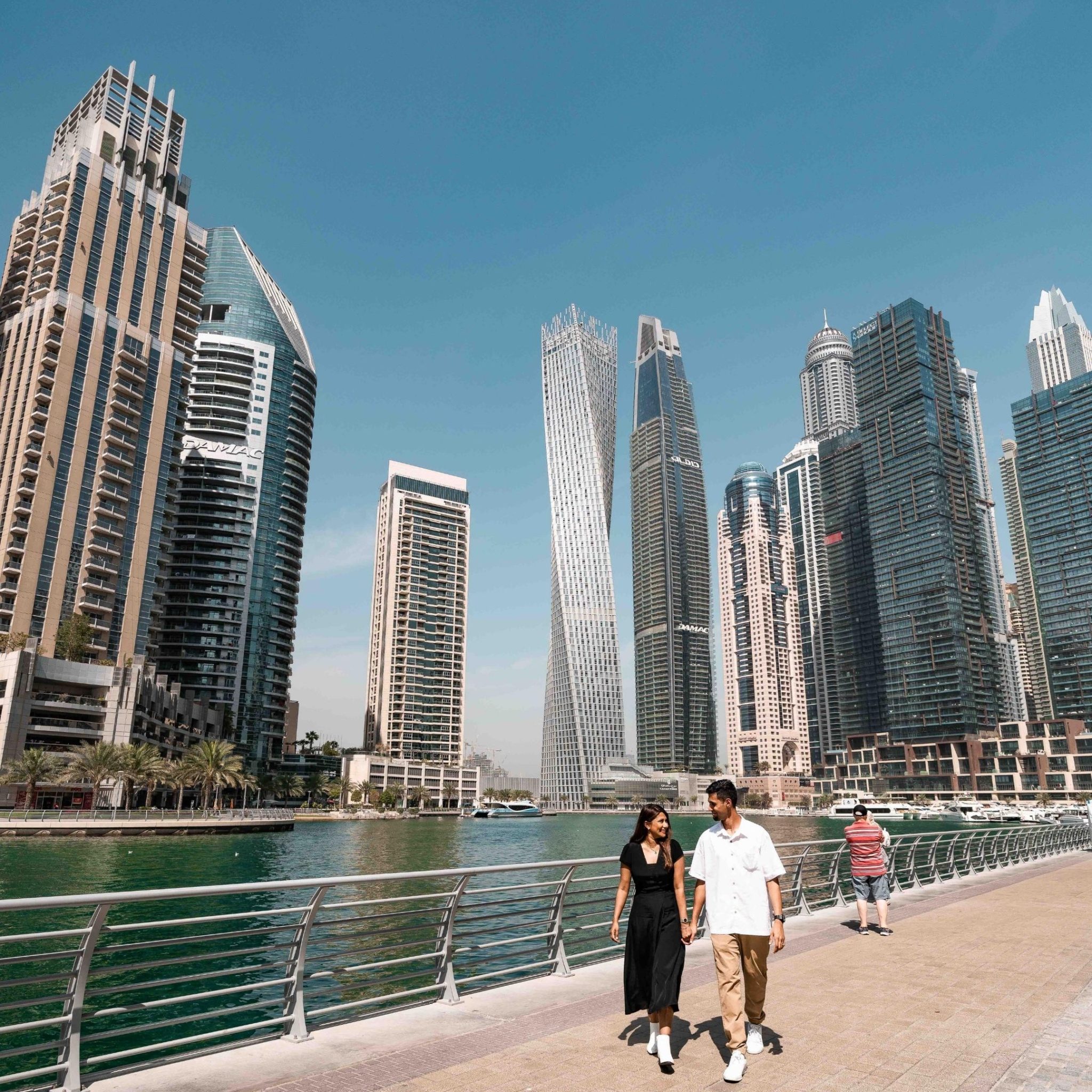 https://mdw-travel-data-us-east-1.s3.amazonaws.com/img/country/United-Arab-Emirates/Dubai-Marina-Walk/img_03.jpg