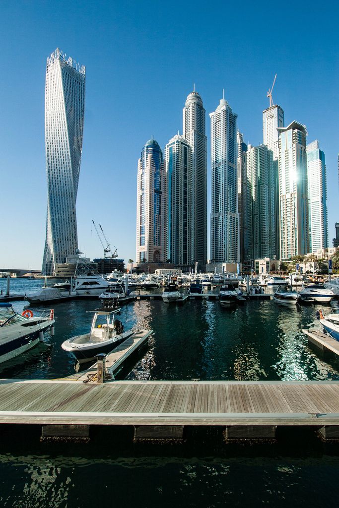 https://mdw-travel-data-us-east-1.s3.amazonaws.com/img/country/United-Arab-Emirates/Dubai-Marina/img_01.jpg