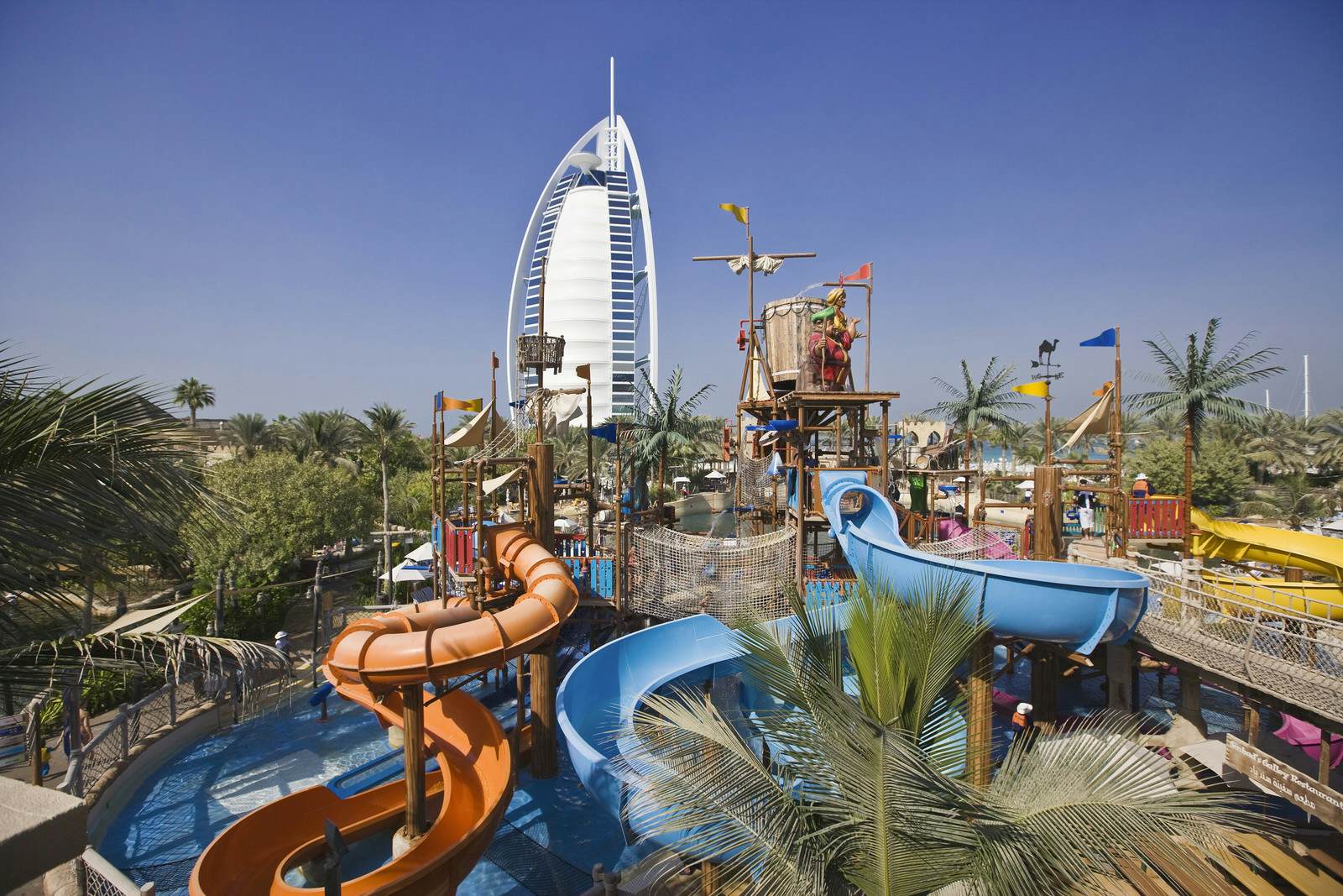 https://mdw-travel-data-us-east-1.s3.amazonaws.com/img/country/United-Arab-Emirates/Dubai-Parks-and-Resorts/img_01.jpg