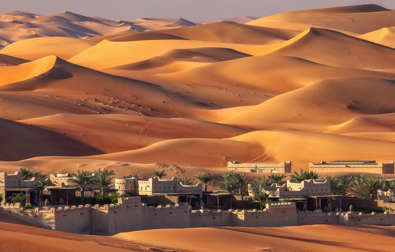 https://mdw-travel-data-us-east-1.s3.amazonaws.com/img/country/United-Arab-Emirates/Empty-Quarter-Interpretation-Center/img_01.jpg