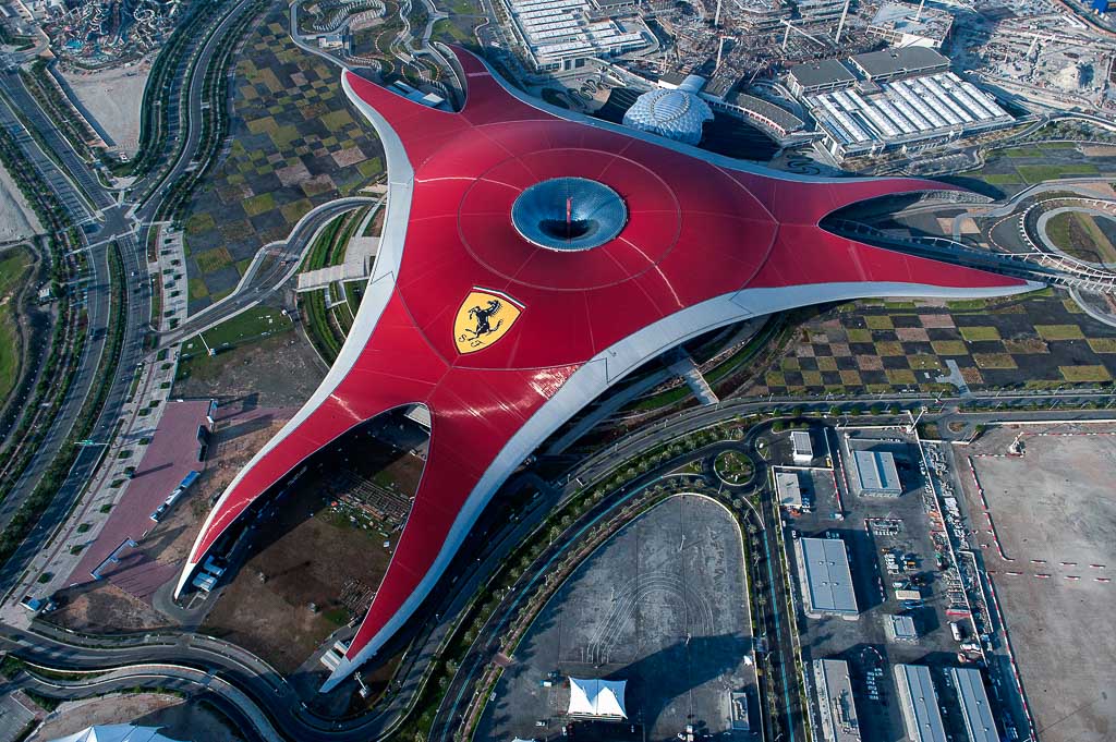 https://mdw-travel-data-us-east-1.s3.amazonaws.com/img/country/United-Arab-Emirates/Ferrari-World-Abu-Dhabi-Roof-Walk/img_01.jpg
