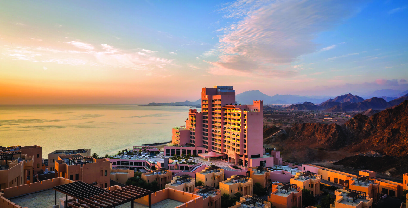 https://mdw-travel-data-us-east-1.s3.amazonaws.com/img/country/United-Arab-Emirates/Fujairah-Beaches/img_01.jpg