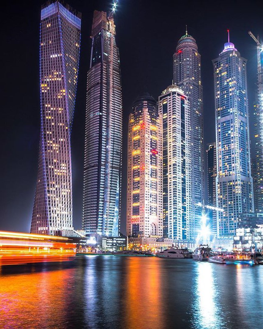 https://mdw-travel-data-us-east-1.s3.amazonaws.com/img/country/United-Arab-Emirates/Fujairah-City-Center/img_01.jpg