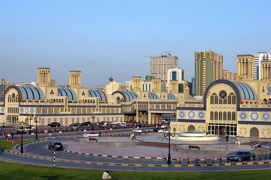 https://mdw-travel-data-us-east-1.s3.amazonaws.com/img/country/United-Arab-Emirates/Fujairah-Creative-City/img_00.jpg
