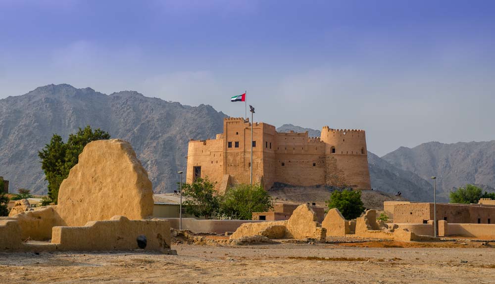https://mdw-travel-data-us-east-1.s3.amazonaws.com/img/country/United-Arab-Emirates/Fujairah-Heritage-Village/img_03.jpg
