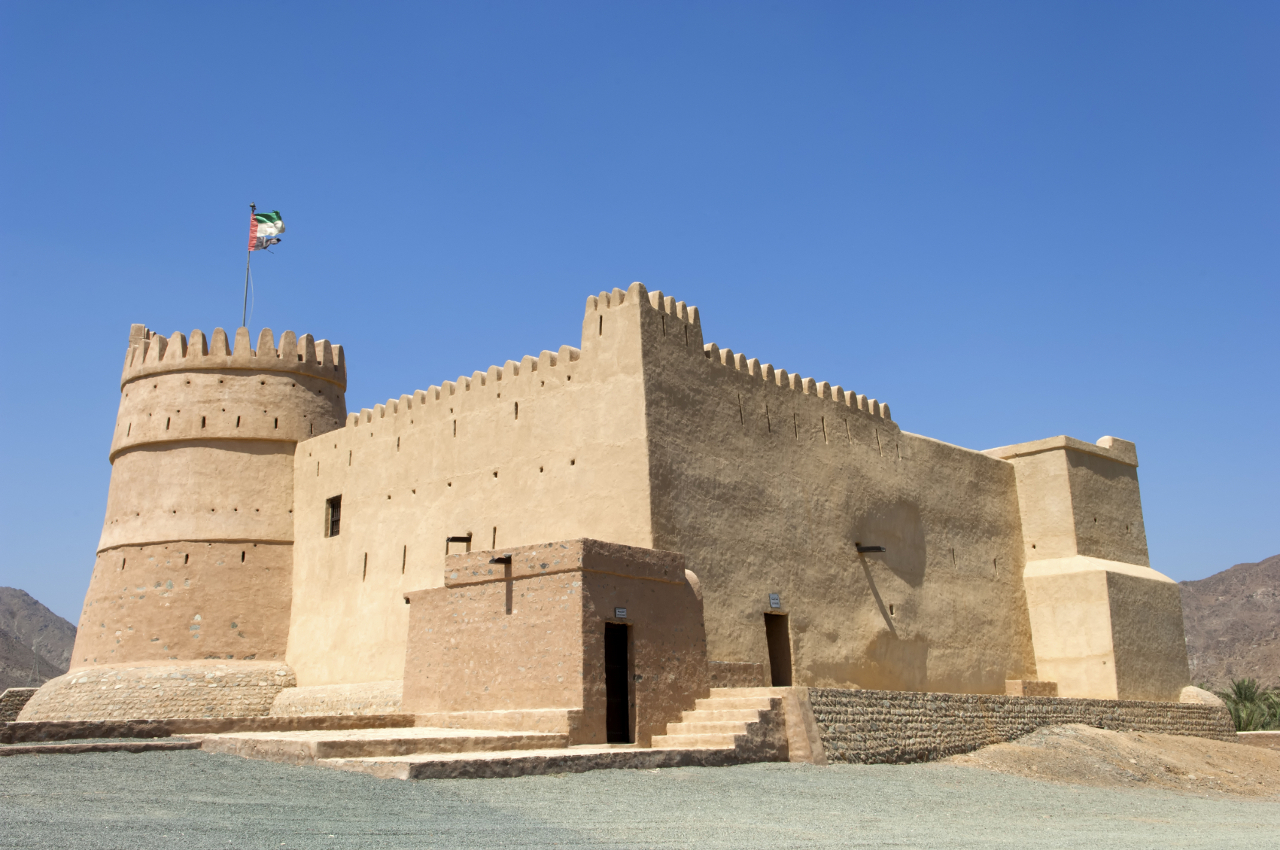 https://mdw-travel-data-us-east-1.s3.amazonaws.com/img/country/United-Arab-Emirates/Fujairah-Historic-Fort/img_01.jpg