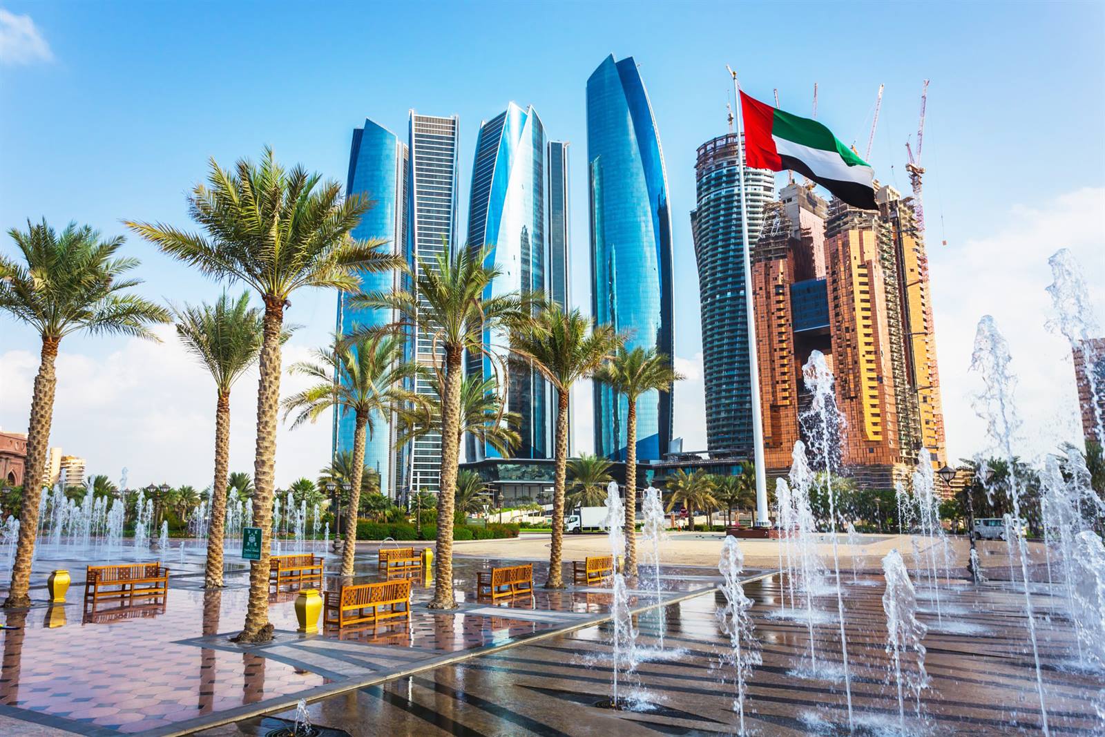 https://mdw-travel-data-us-east-1.s3.amazonaws.com/img/country/United-Arab-Emirates/Fujairah-Marina/img_01.jpg