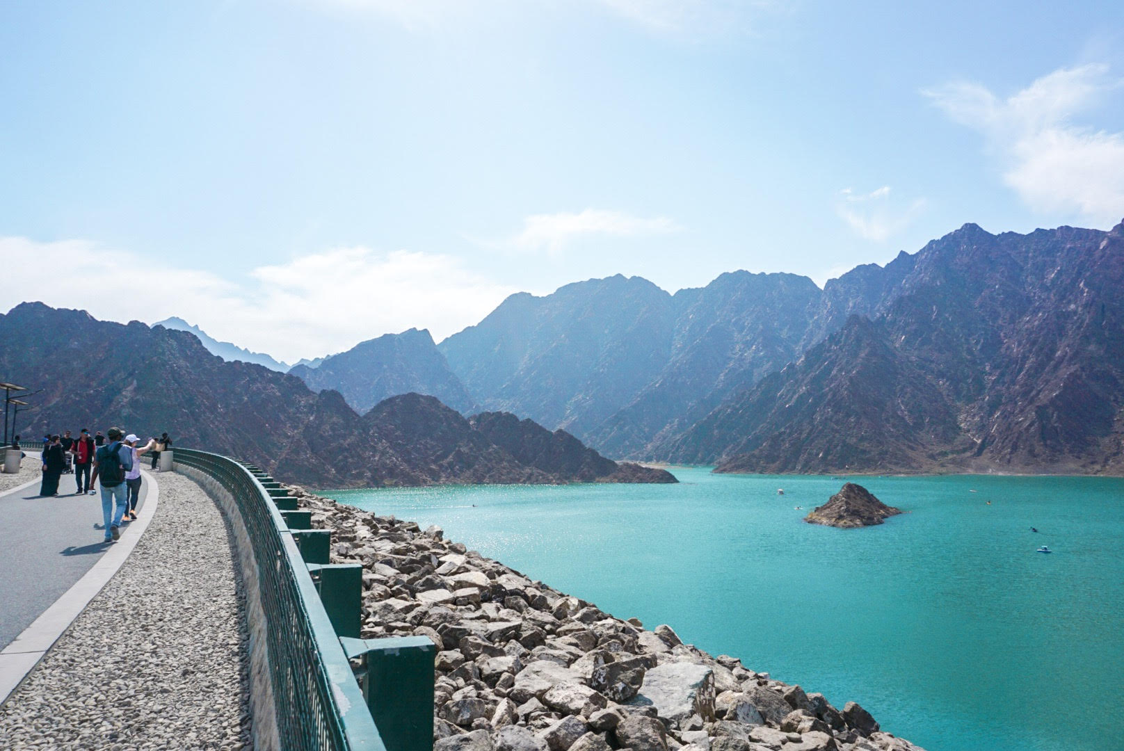 https://mdw-travel-data-us-east-1.s3.amazonaws.com/img/country/United-Arab-Emirates/Hatta-Dam/img_00.jpg