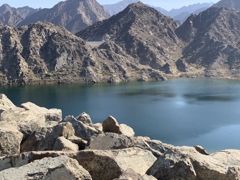 https://mdw-travel-data-us-east-1.s3.amazonaws.com/img/country/United-Arab-Emirates/Hatta-Mountain-Hike/img_03.jpg