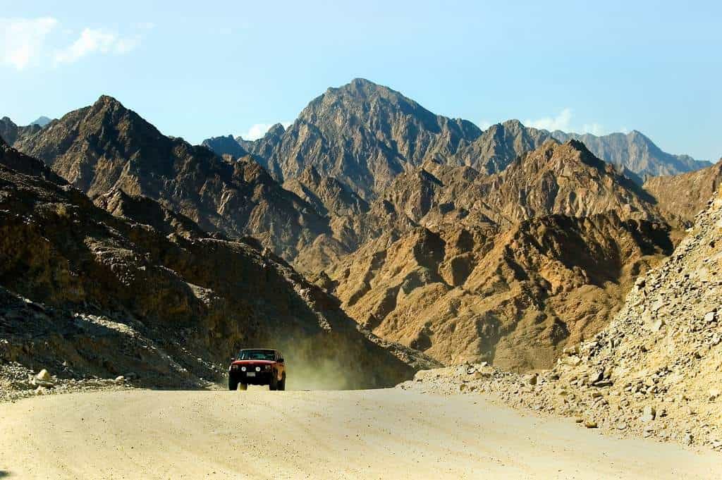 https://mdw-travel-data-us-east-1.s3.amazonaws.com/img/country/United-Arab-Emirates/Hatta-Mountain-Safari/img_03.jpg